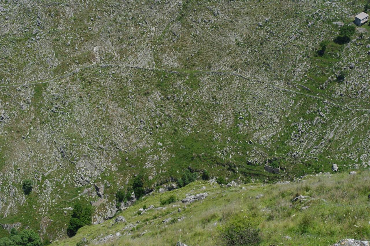 Le Due Lanterne Ξενοδοχείο Aieta Εξωτερικό φωτογραφία