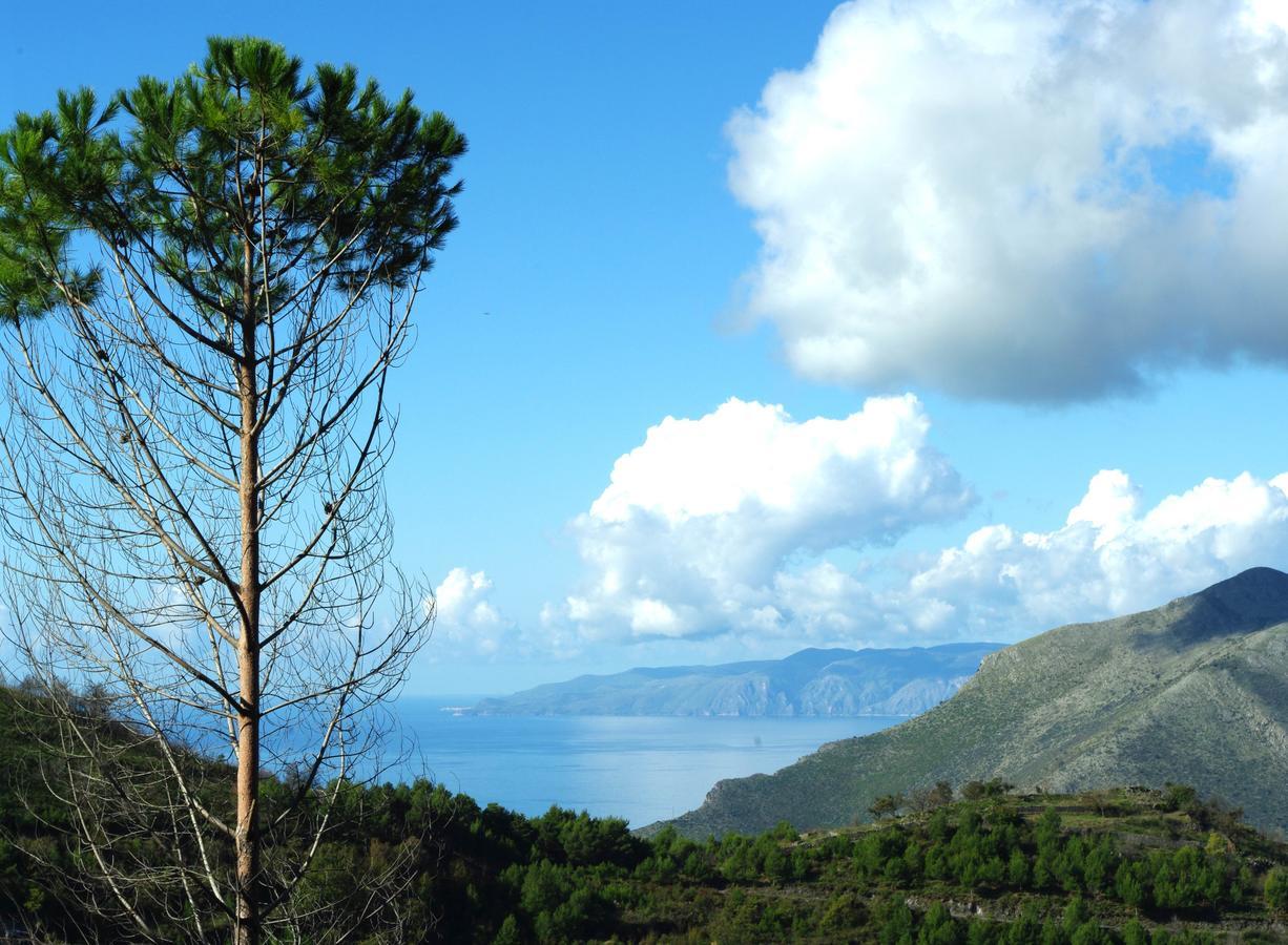 Le Due Lanterne Ξενοδοχείο Aieta Εξωτερικό φωτογραφία