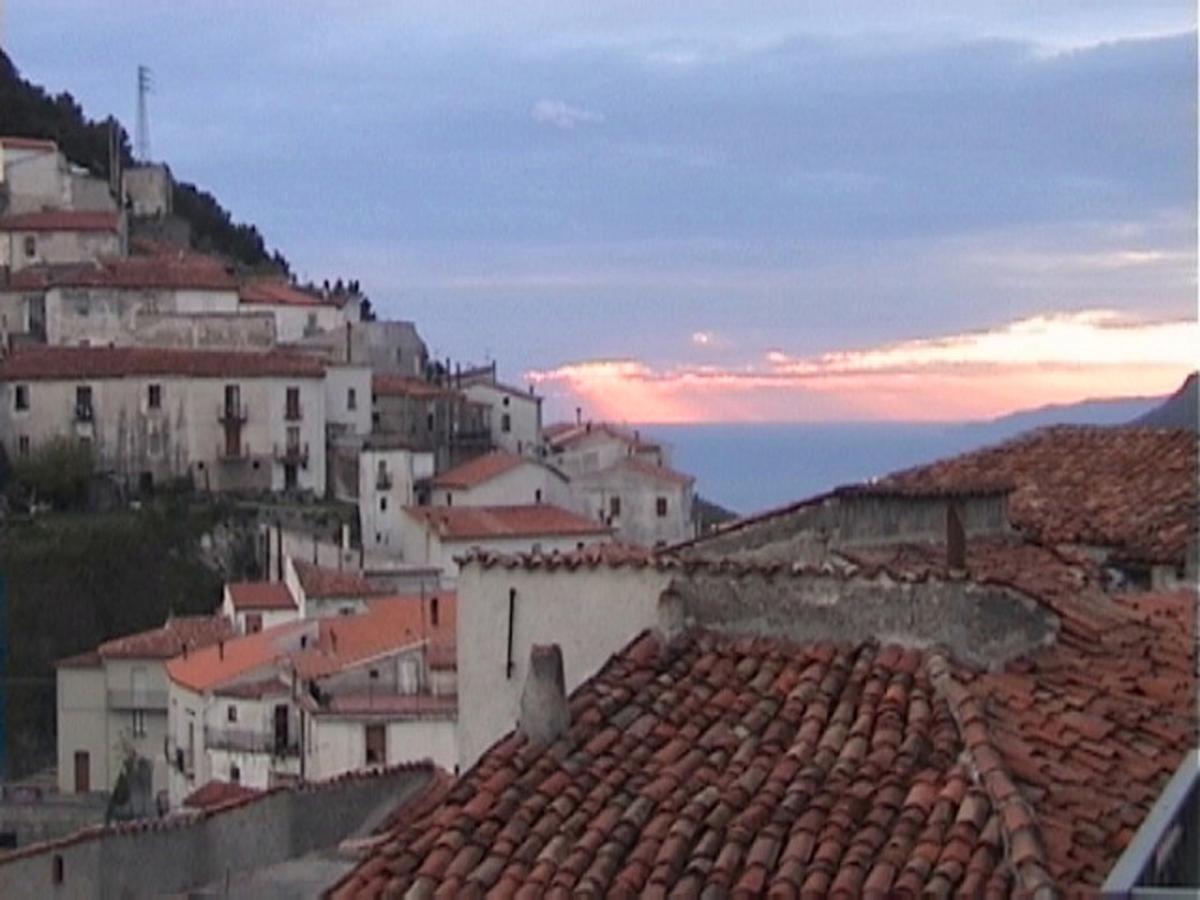 Le Due Lanterne Ξενοδοχείο Aieta Εξωτερικό φωτογραφία